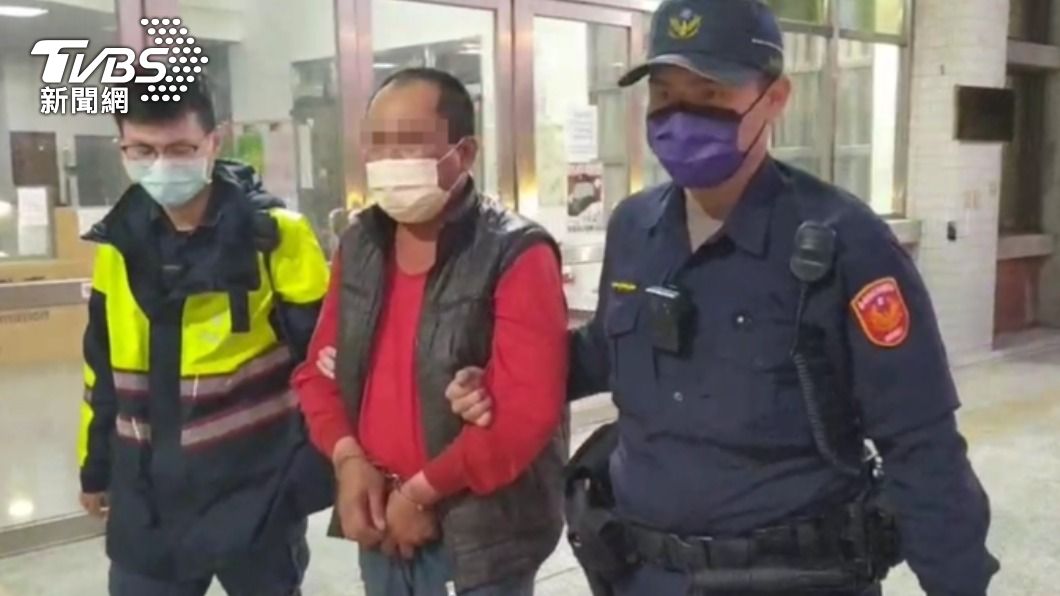 警方將潘男依殺人罪移送。(圖/TVBS)