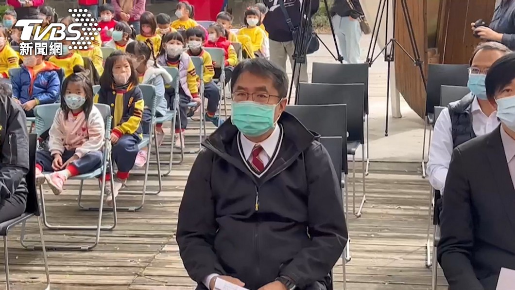黃偉哲再遭指疑為線民 民進黨稱支持黃 對外還原當年情形