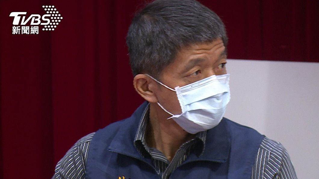 高雄市衛生局副局長林盟喬表示,民眾在居隔期間會因種種一因素失聯,有可能熟睡、洗澡、未接電話或是違規外出等,正常程序都是由疫調人員和里幹事前往確認。(圖/TVBS)