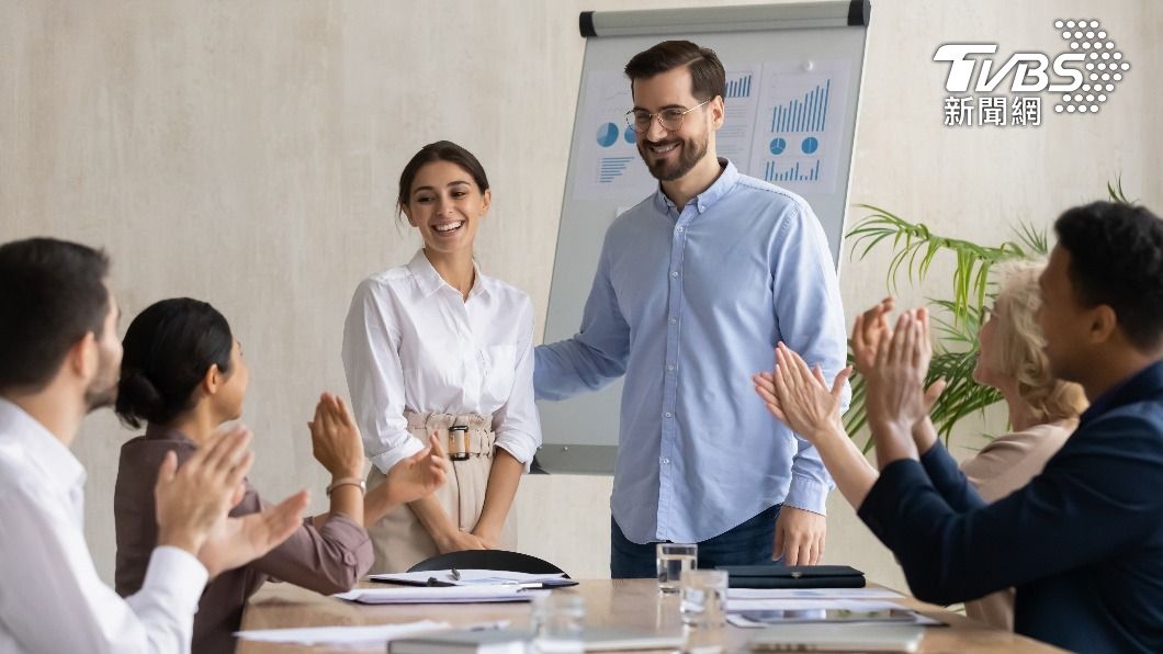 生肖屬豬、羊、兔的民眾運勢佳,有機會升官發財。(示意圖,非當事人/shutterstock達志影像)