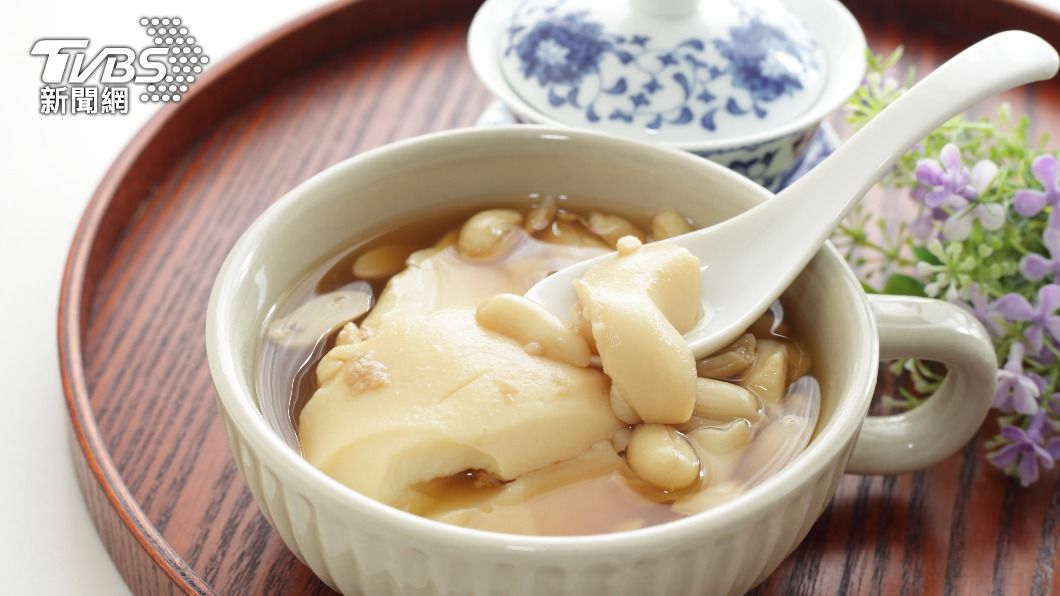 豆花跟蒸蛋的外觀十分相似。(示意圖/shutterstock達志影像)