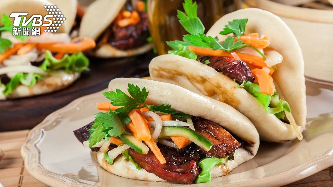 尾牙吃刈包注意!營養師曝熱量炸彈:一片皮=3/4碗飯