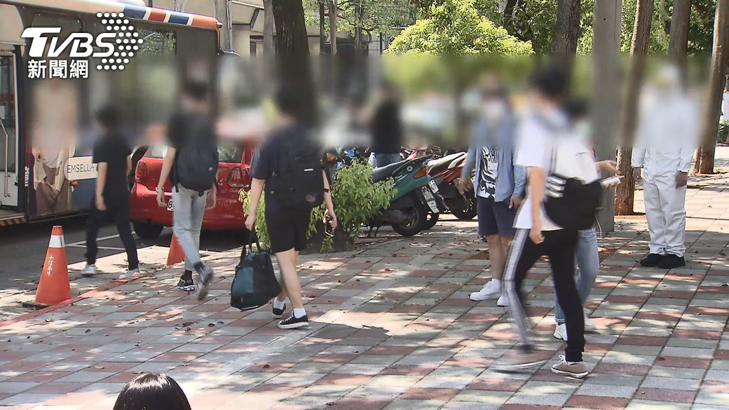 16日當天有校外人士在東吳辦活動。(示意圖/TVBS資料畫面)