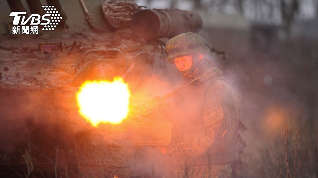 俄羅斯在烏克蘭邊境集結近13萬大軍。（圖／達志影像美聯社）