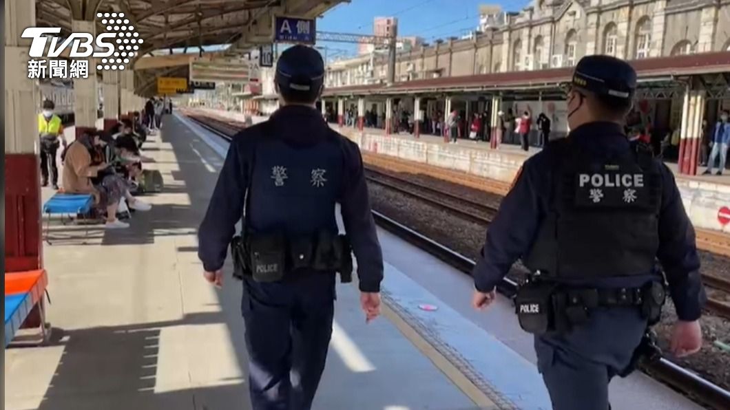 鐵路警察。(圖/TVBS)