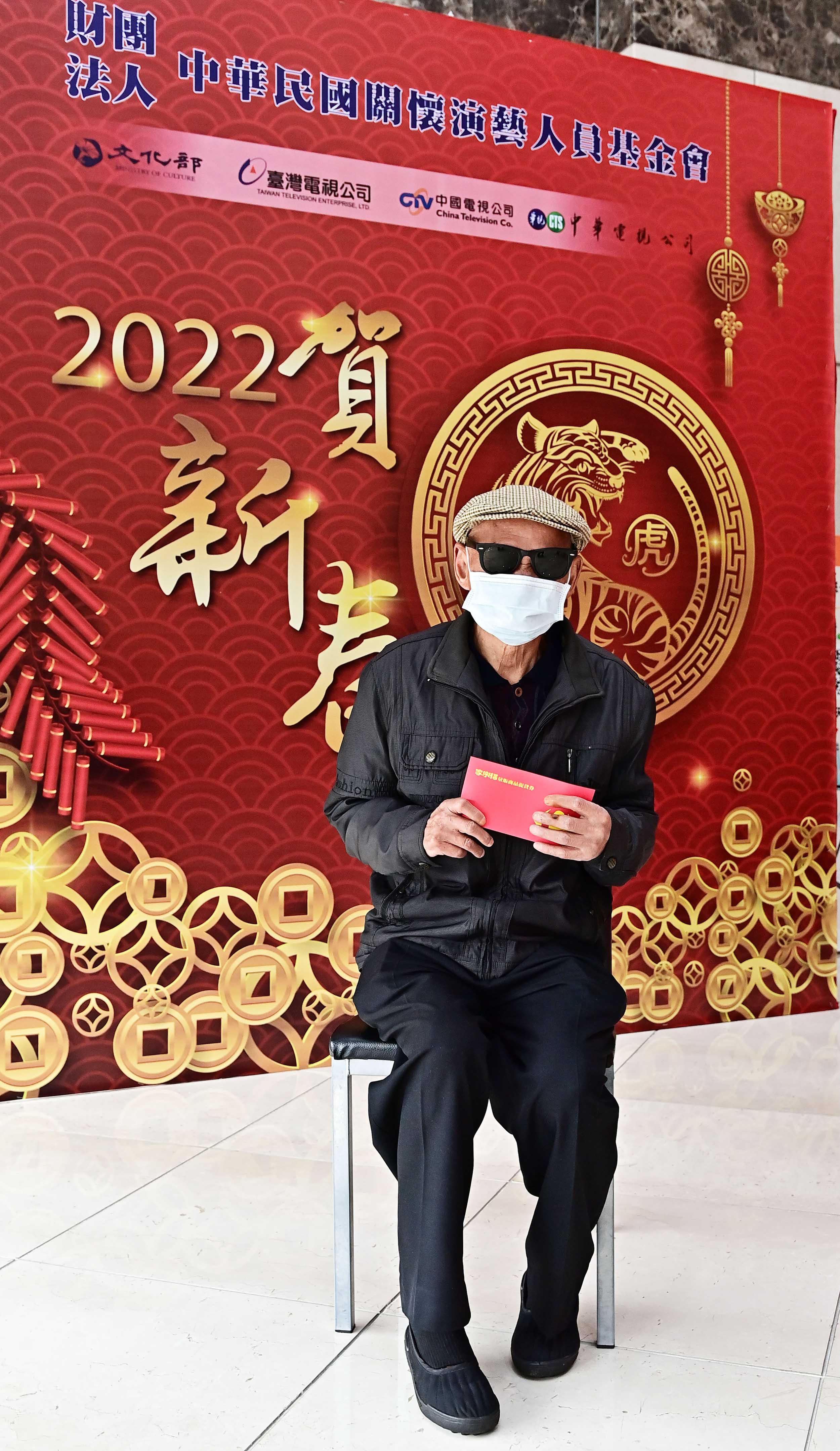 李炳輝因為疫情影響生計。(圖/台視提供)