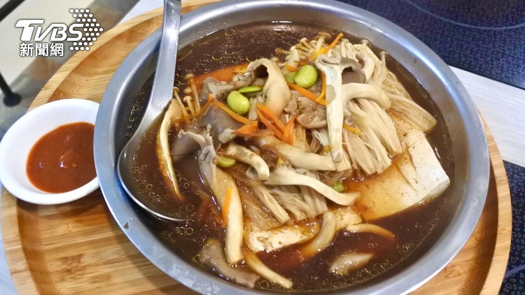 清蒸臭豆腐。(圖/TVBS)