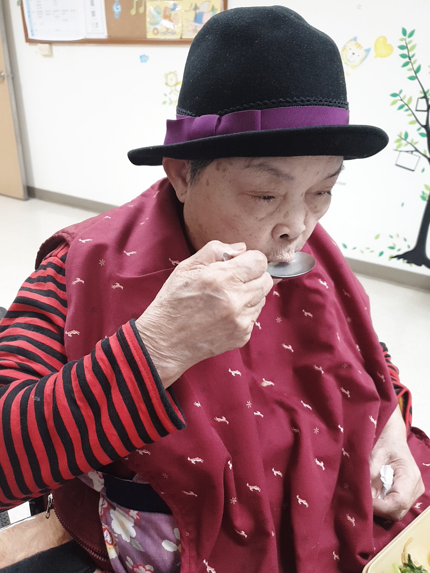 母親雖然失智卻心繫家人,讓梁佑南悲從中來。(圖/翻攝自梁佑南臉書)