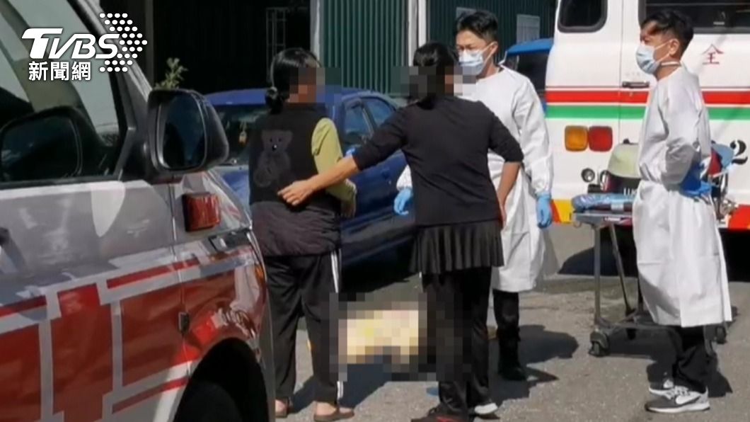 2歲童家門前遭撞身亡 母崩潰痛哭肇事司機下跪