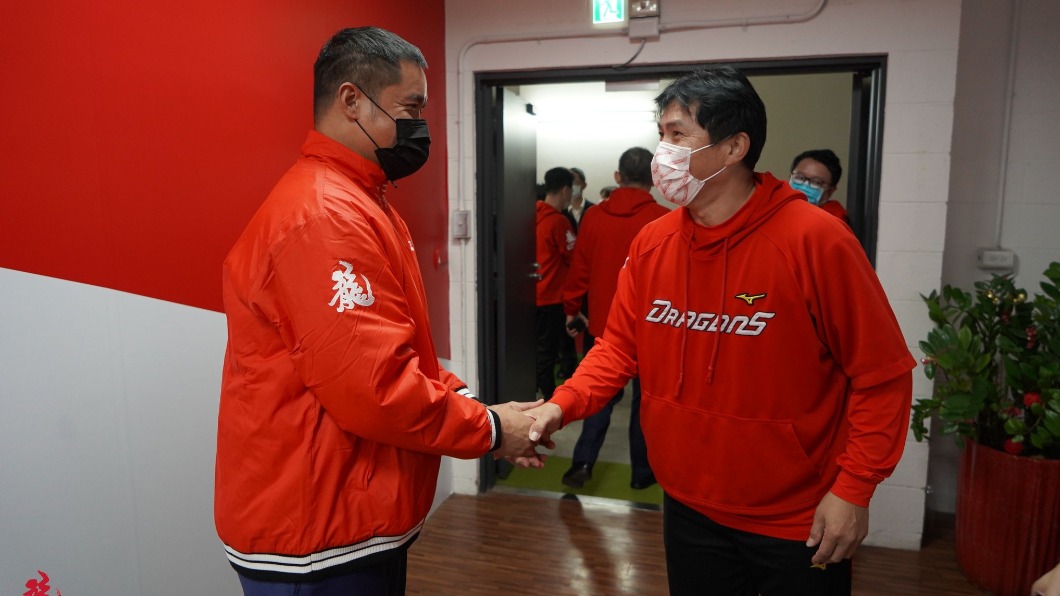 「大師兄」林智勝加盟味全龍　張泰山期許他達成300轟