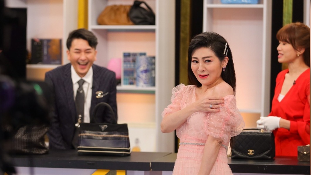 王彩樺一身蕾絲相當優雅。 （圖／JET綜合台提供）