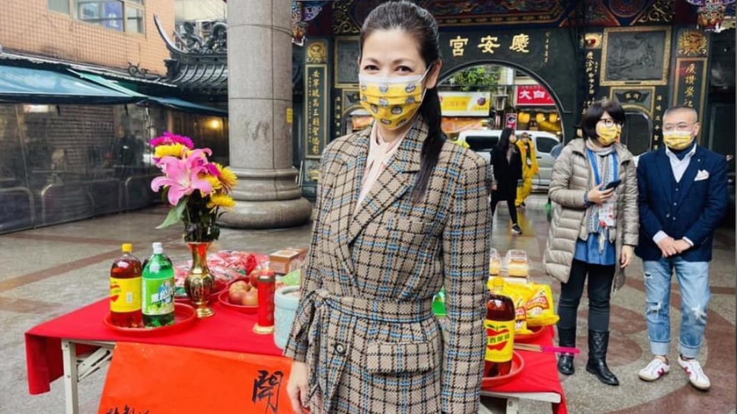陳明真參加開鏡儀式。(圖/翻攝自臉書。)