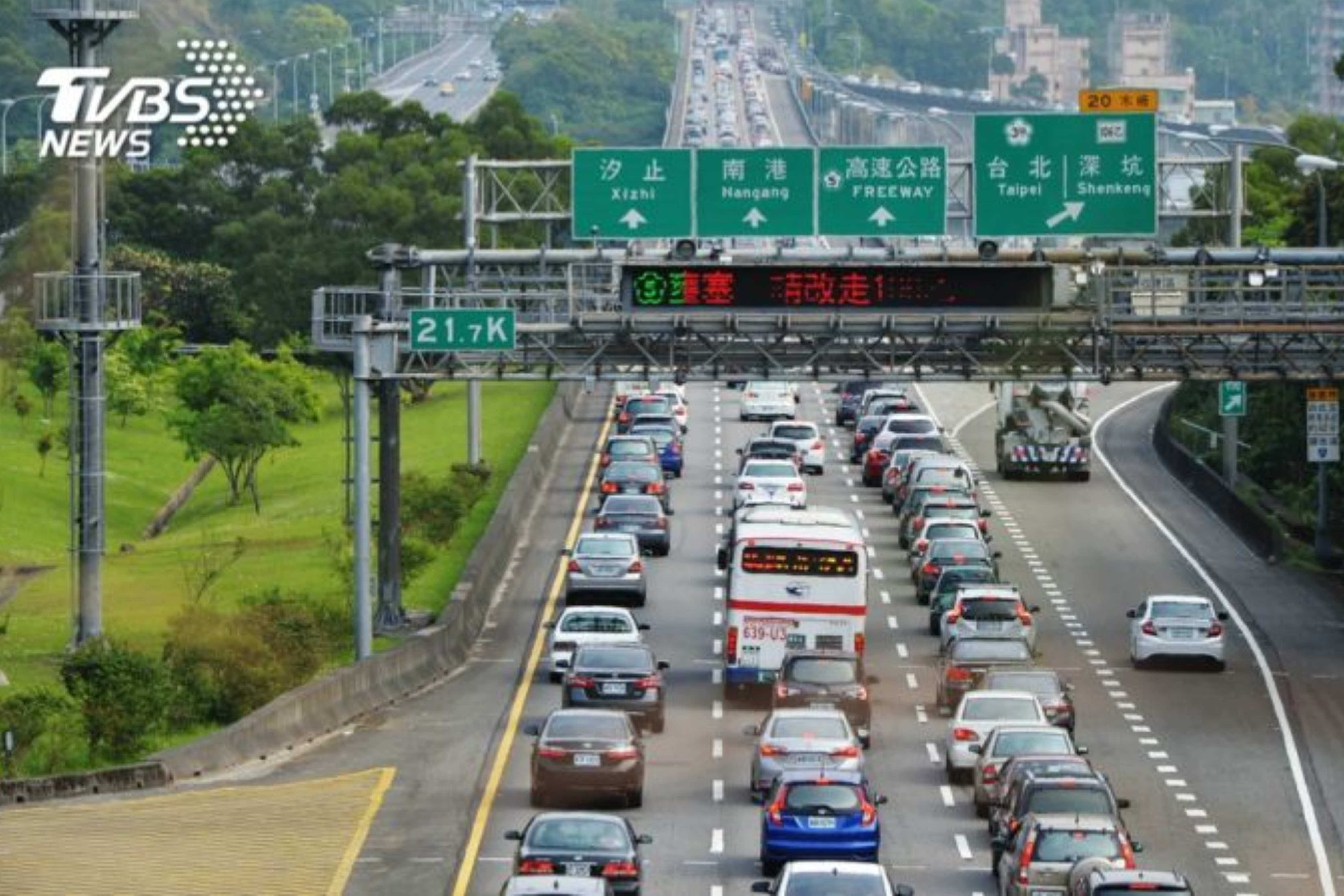 過年開車出遊不掃興　汽車達人曝檢查五點保平安