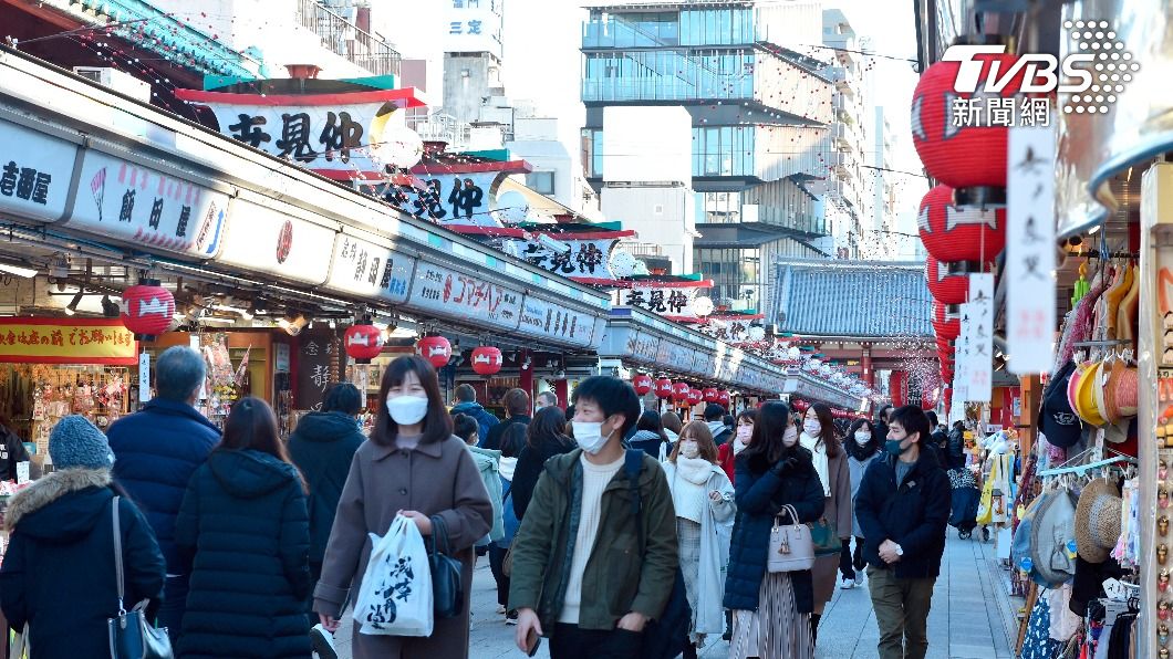 日本中央政府遲遲不宣布「緊急事態宣言」,限制餐廳內用。(示意圖/shutterstock達志影像)