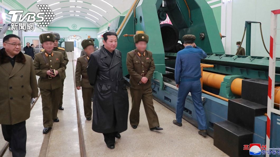 北韓稱這週兩度成功射彈 曝光金正恩參觀軍工廠畫面!
