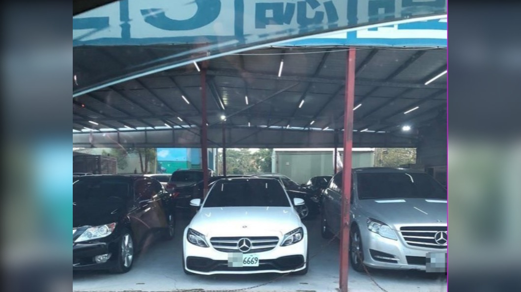 C300哥割愛賣車 網酸爆「全台認證事故車」價格曝光