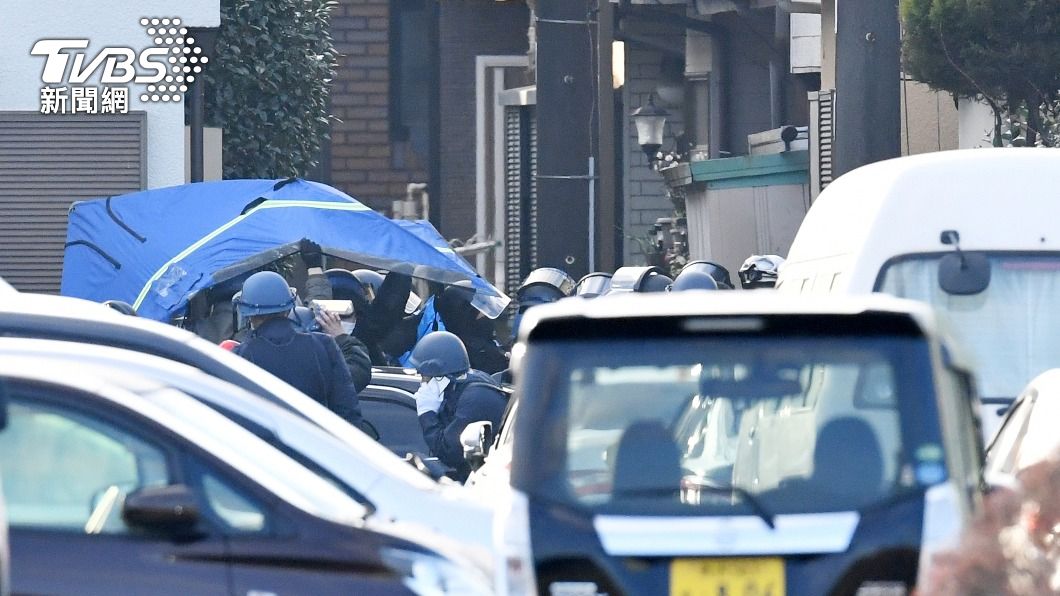 日男持槍挾持醫師11小時 警破門救人質送醫仍不治