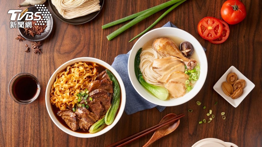 2款麵食即日起開放線上預購,每組598元含兩盒麵食。(圖/西華飯店提供)