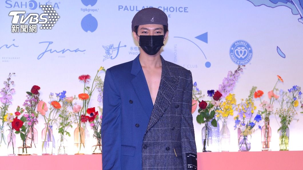 金鐘搭檔吳姍儒大婚!炎亞綸竟秀「肉色深V」:裡面沒穿