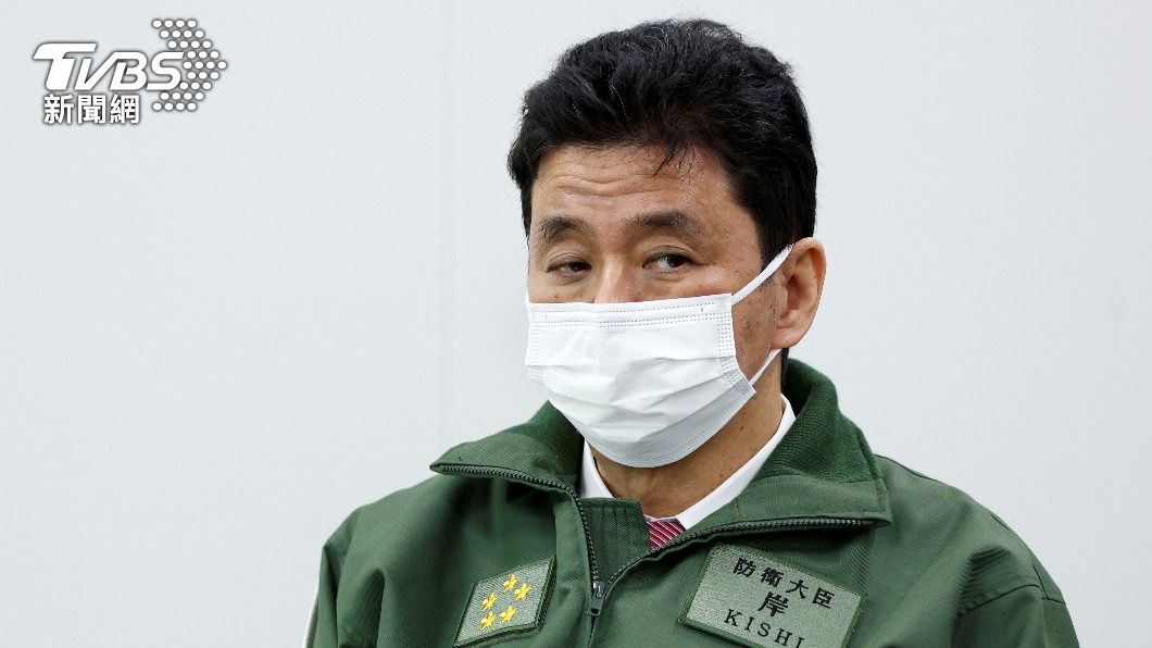 日本防長首度搭魚鷹機視察 確認穩定飛航