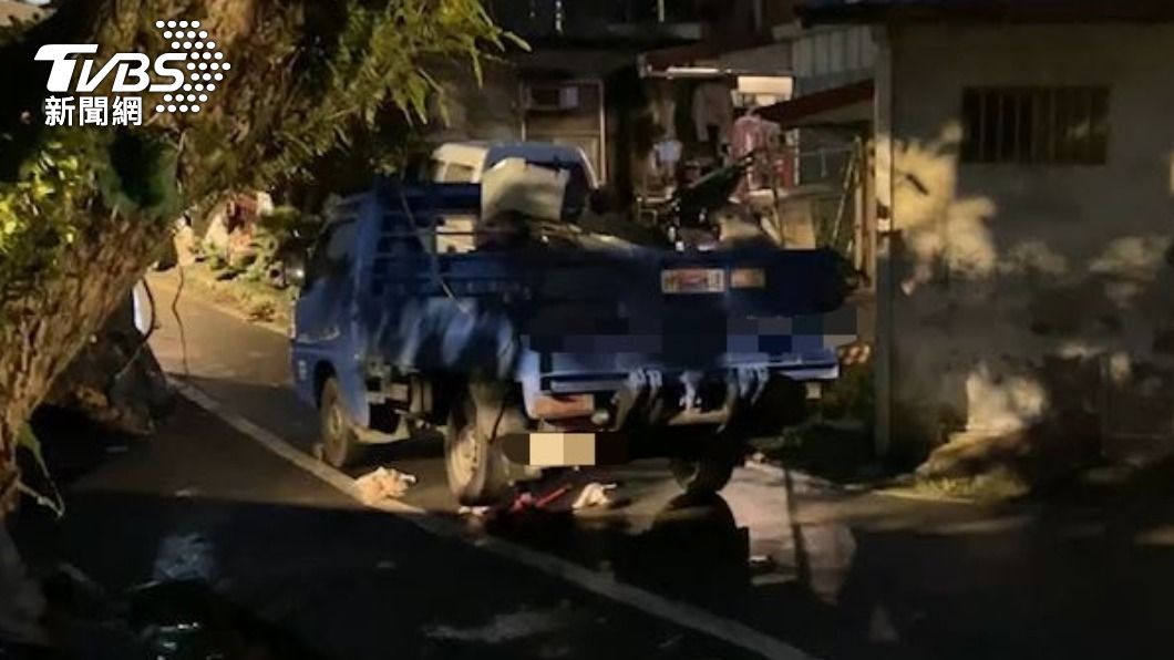 貨車仍停在事故現場。(圖/TVBS)