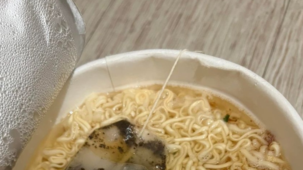 吃泡麵覺得膩？　神人丟進「這包」加料：還有淡淡香氣