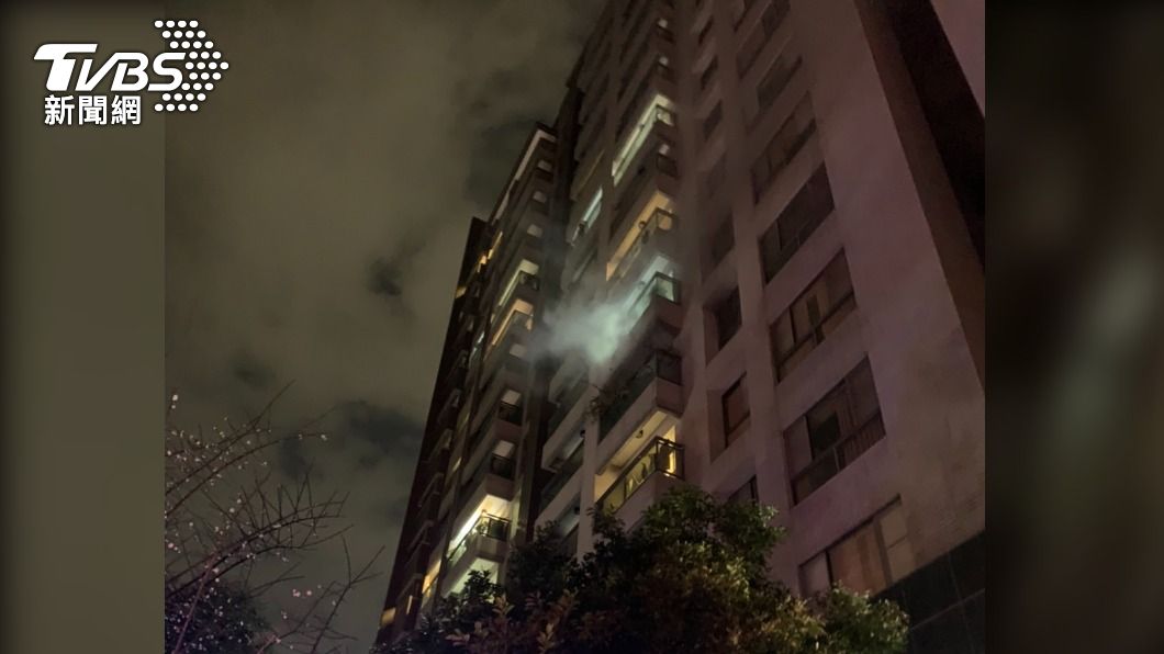 除夕夜不平靜!左營大樓煮食釀火警 8旬婦嗆傷險喪命
