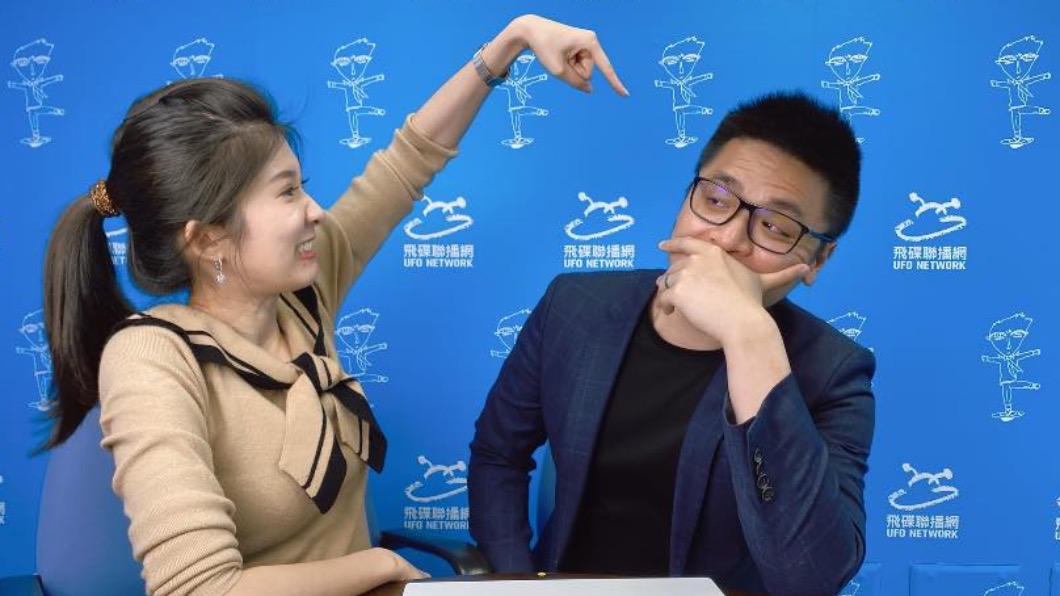 國民黨最美主持人李明璇與老公潘德翰。(圖/翻攝李明璇臉書)