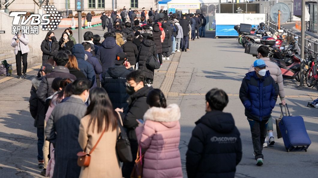 南韓年後恐怕會再出現另一波確診高峰。(圖/達志影像美聯社)