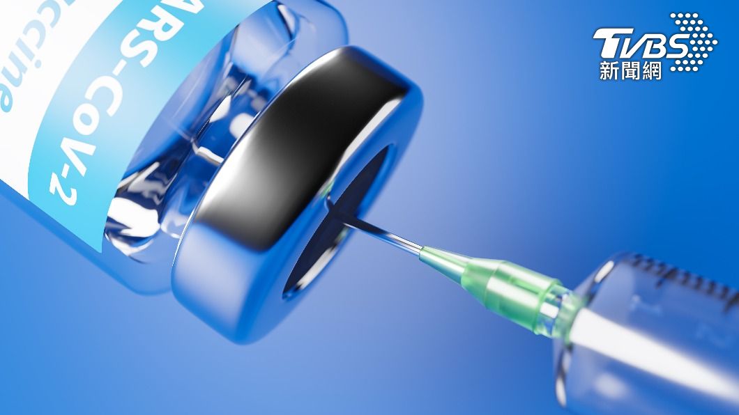 未接種疫苗者的死亡率,是施打加強針的人的100倍。(示意圖/shutterstock 達志影像)