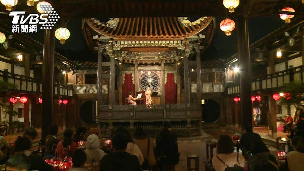 夜探霧峰林家　體驗官邸「大花廳」看戲賞曲