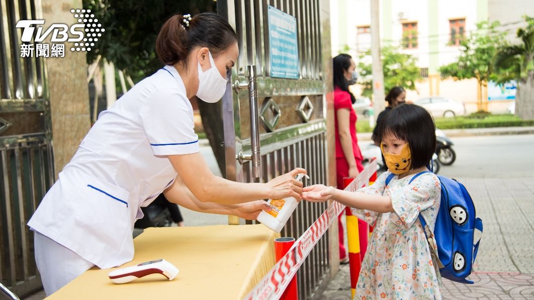 越南恢復擴大實體課 7成5學子年後回歸校園