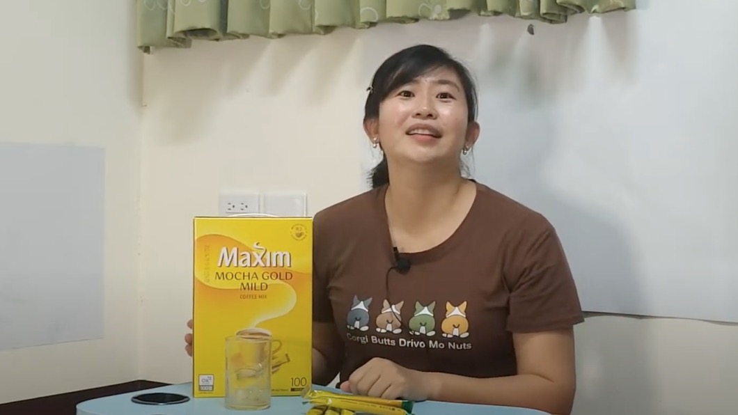 定居台南市、經營「美伶韓賣」團購的宋美伶。(圖/翻攝自美伶韓賣YouTube)