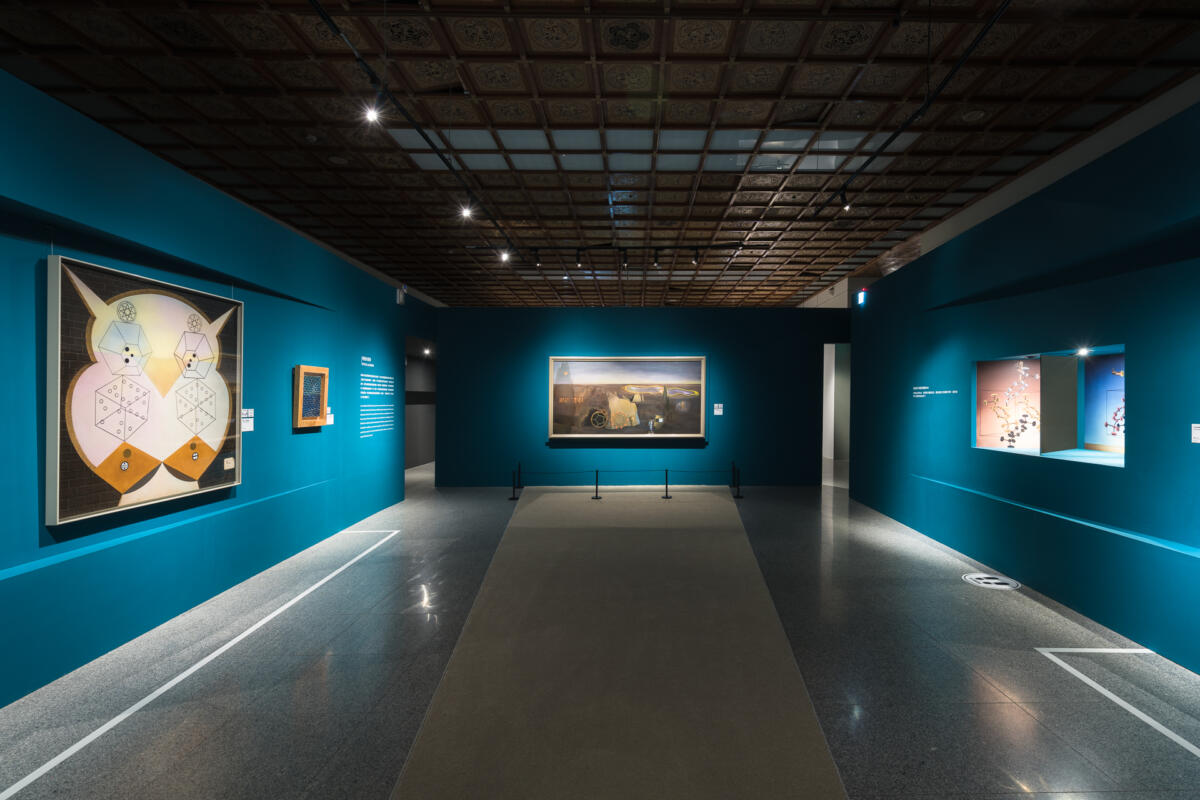 展出許多經典作品。(圖/翻攝自《瘋癲・夢境・神曲-天才達利展》臉書)