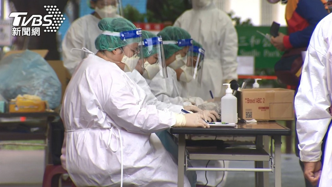 台中3人居家快篩陽性 開工前衝醫院PCR採檢全陰性