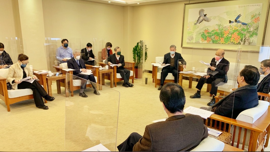 抑制物價 政院拍板減徵石油、部分餐飲用原物料稅負