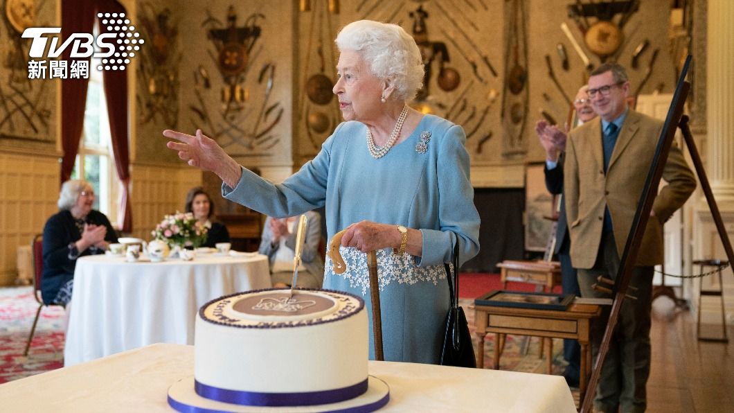 廚神是你?英女王登基70年 邀各路好漢獻上究極布丁