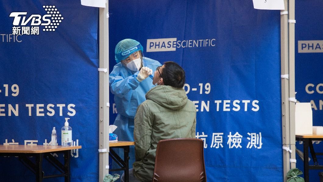 香港連兩日新增本土確診破300 官方:疫情危急