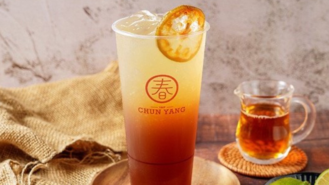 到春陽茶事購買「檸檬蜜烏龍」,即可享有第二杯半價優惠。(圖/翻攝春陽茶室粉專)