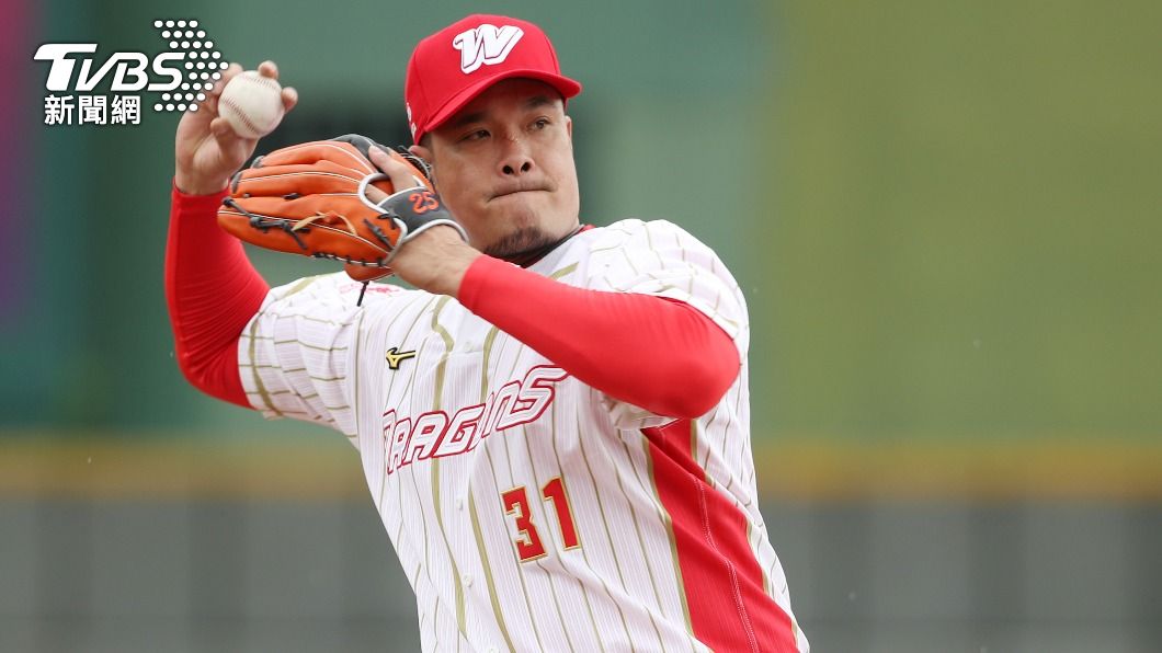 林智勝改披龍袍！　穿回別具意義31號：謝謝劉家愷