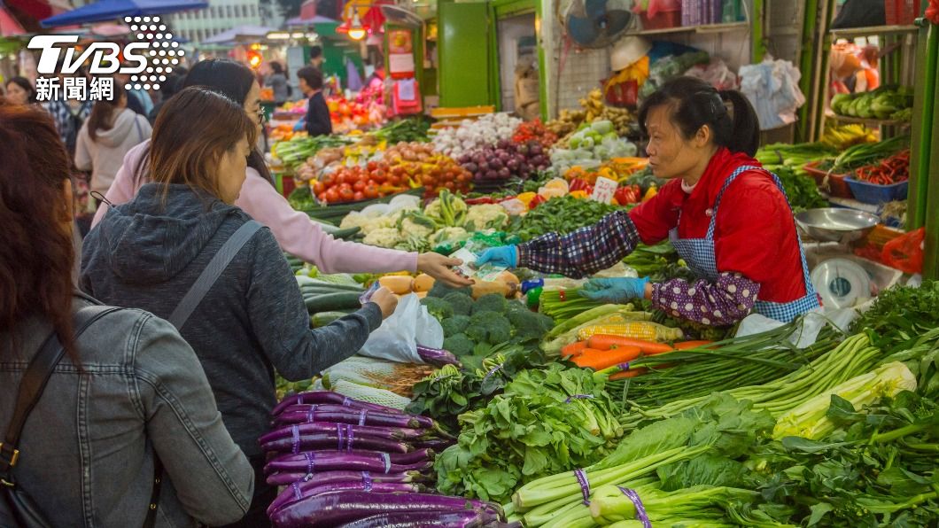 香港司機確診、隔離影響送貨 菜價狂飆「比過年還貴」