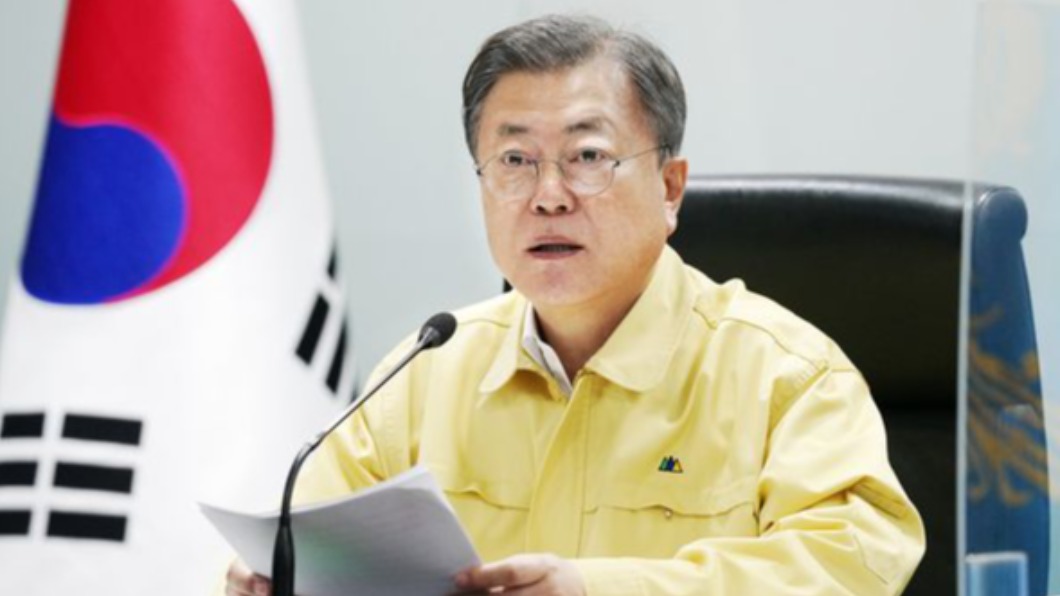 文在寅今睽違半年多親自主持防疫會議。（圖／翻攝自文在寅 Facebook）