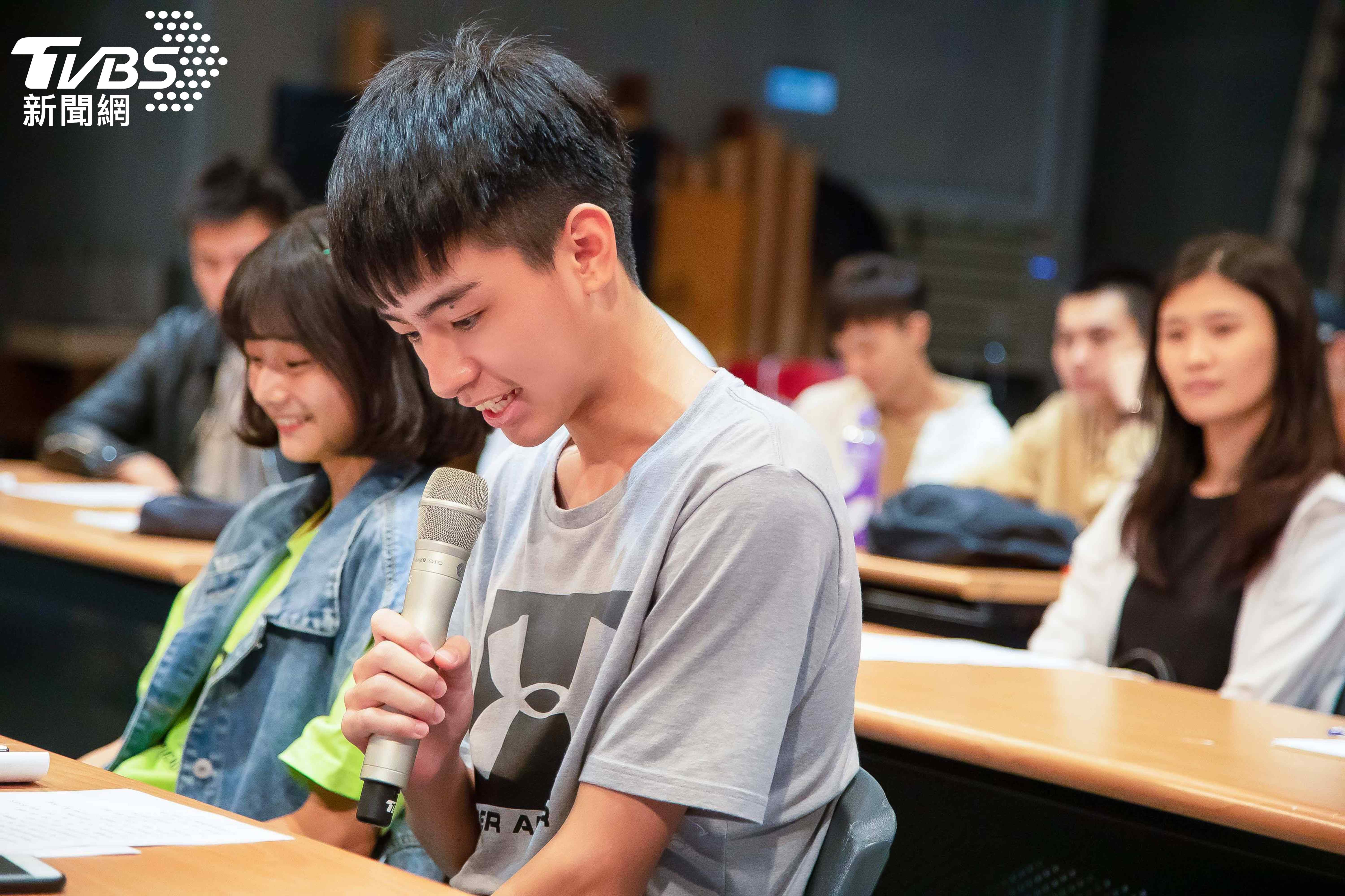 劉敬於TVBS第二屆新人營嶄露頭角。