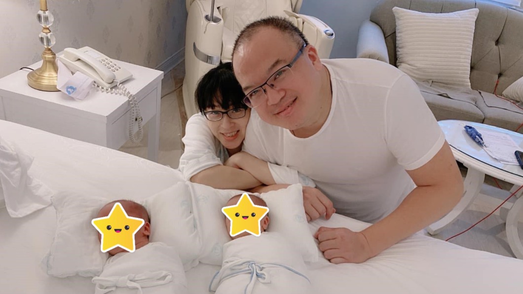 明金成56歲冥誕!遺孀深夜準時發文喊「還住在我們心裡」惹鼻酸