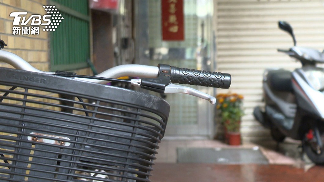 你是誰?民宅遭闖 陌生男躲五樓後陽台