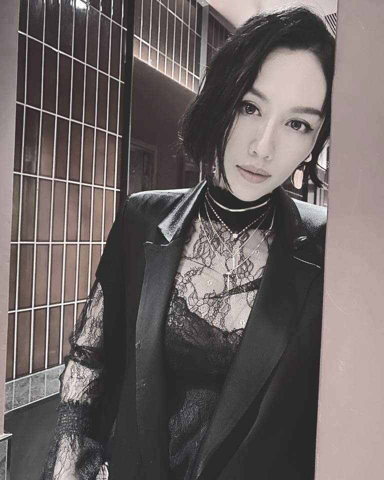 黃莉對明金成的猝逝感到相當不捨。(圖/翻攝自黃莉臉書)