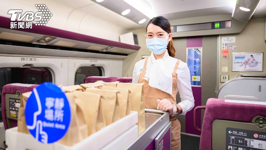 商務車廂亦暫停供應熱飲。（圖／台灣高鐵提供）