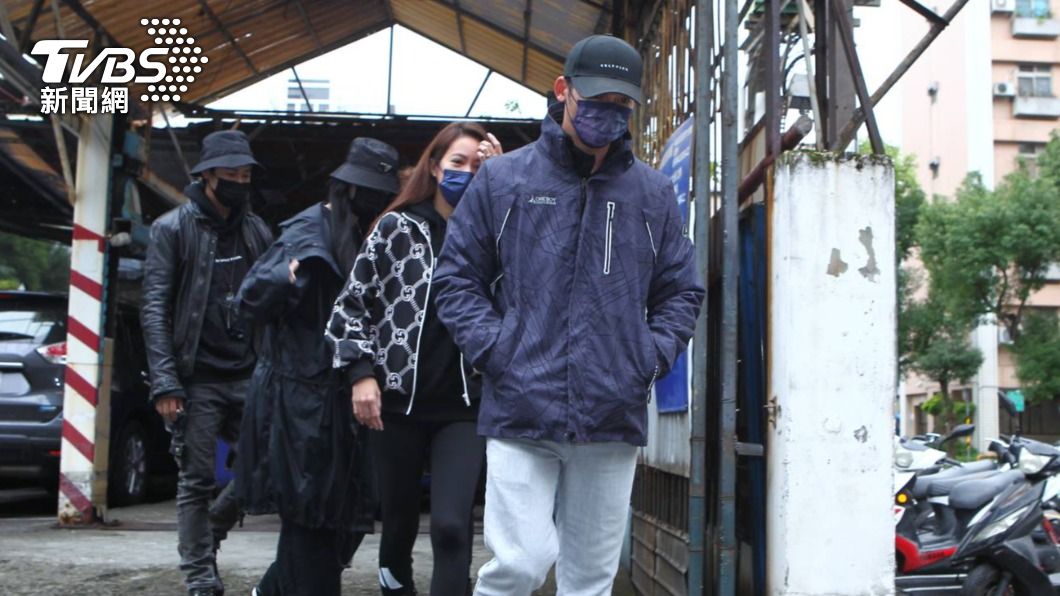 温昇豪、高宇蓁悲送明金成 心疼曝家屬現況
