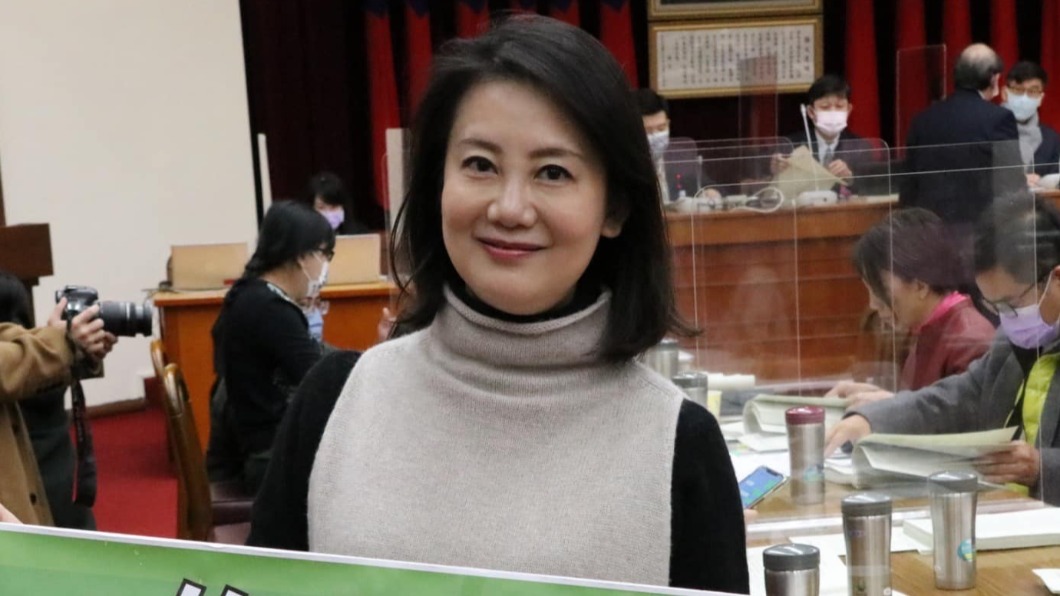朱喊反福食入校　吳思瑤嗆：藍營沒帶孩去過東京迪士尼？