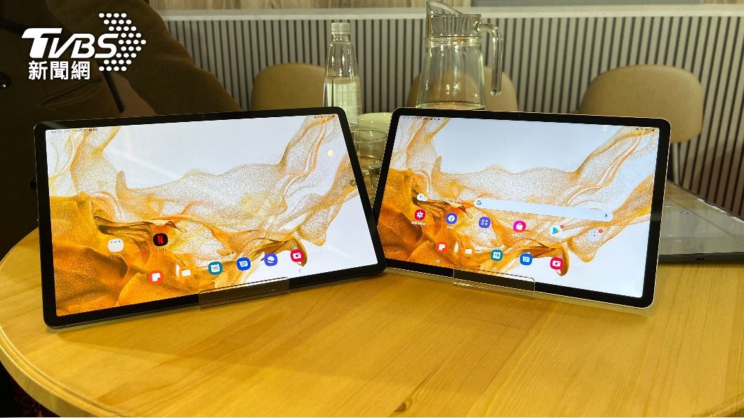 三星推Tab S8三旗艦平板!前鏡自動取景開會超加分